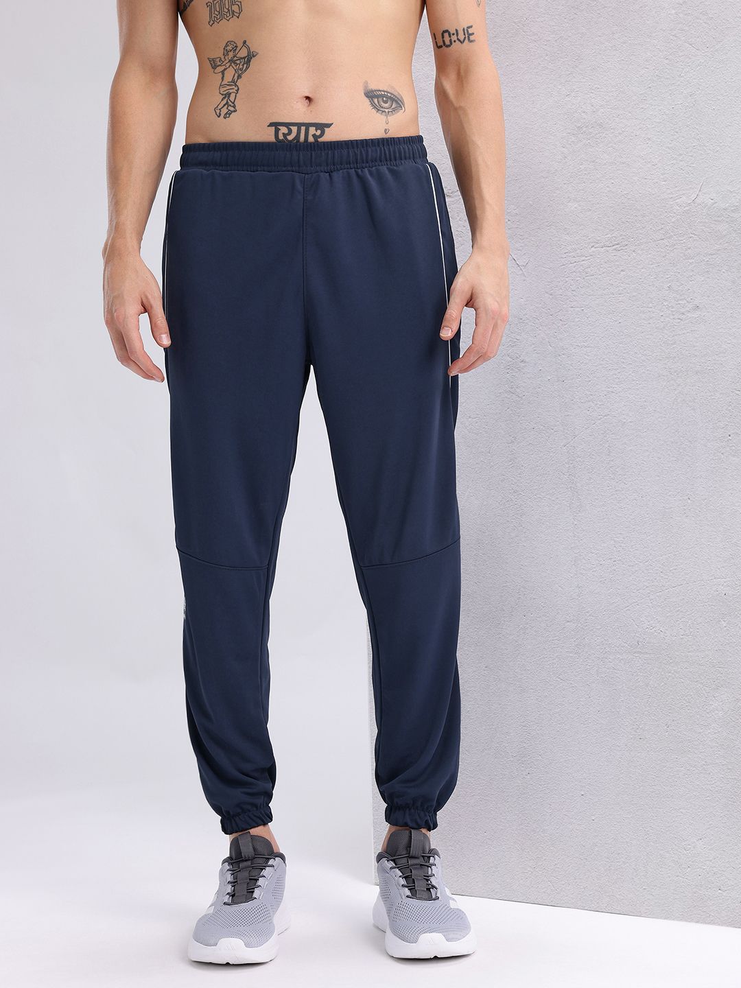 HRX by Hrithik Roshan Men Rapid-Dry Cargo Style Training Joggers