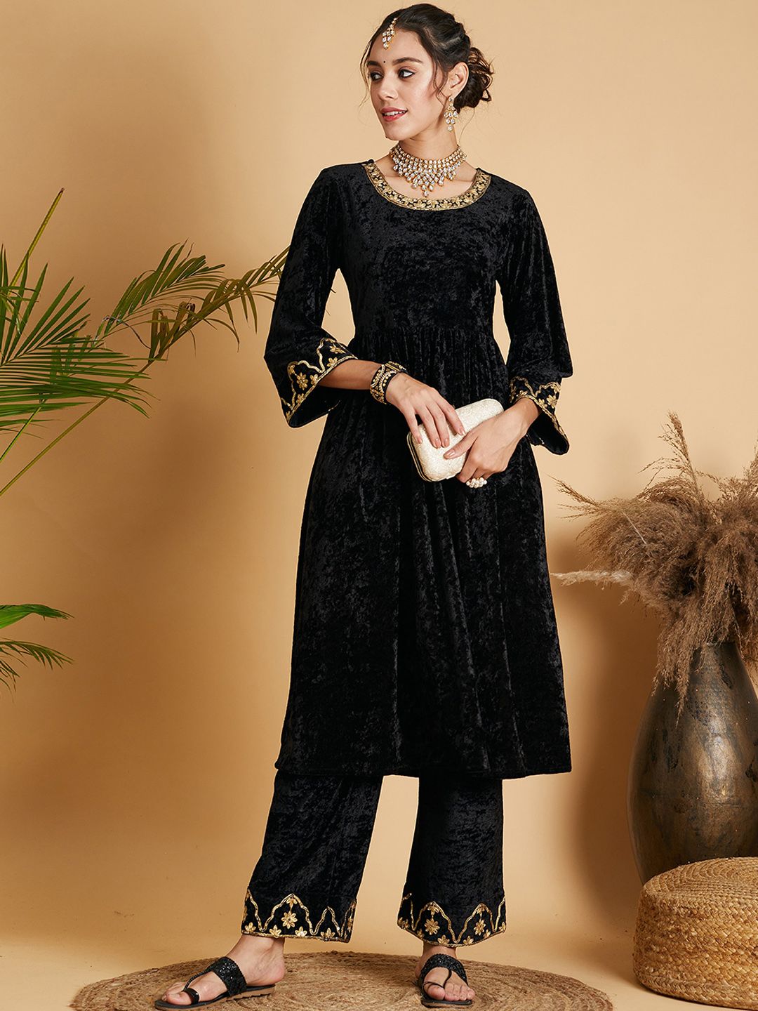 Shae by SASSAFRAS Black Empire Gotta Patti Velvet Kurta with Palazzos