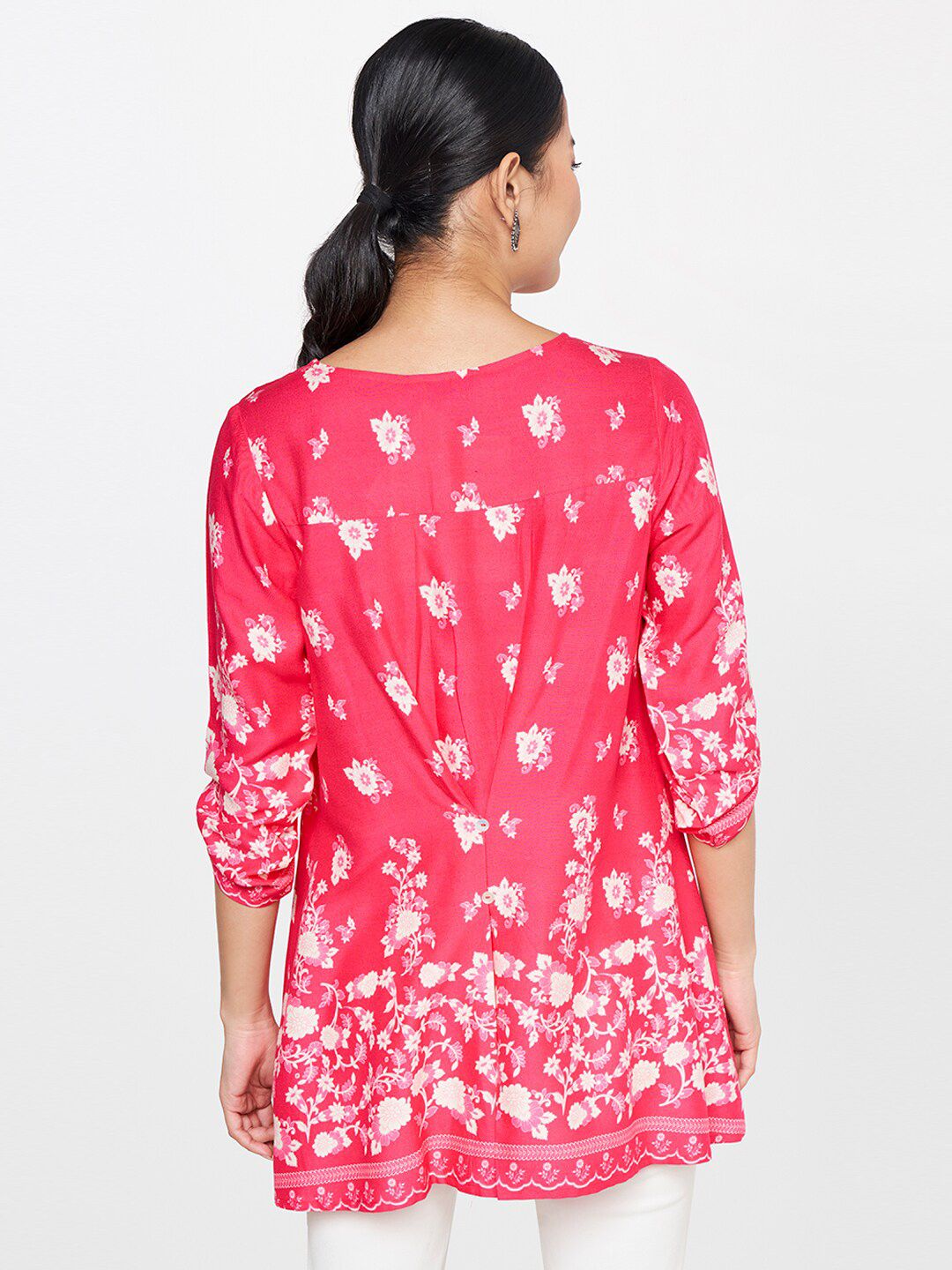 Global Desi Floral Printed Keyhole Neck Roll up Neck A-Line Top