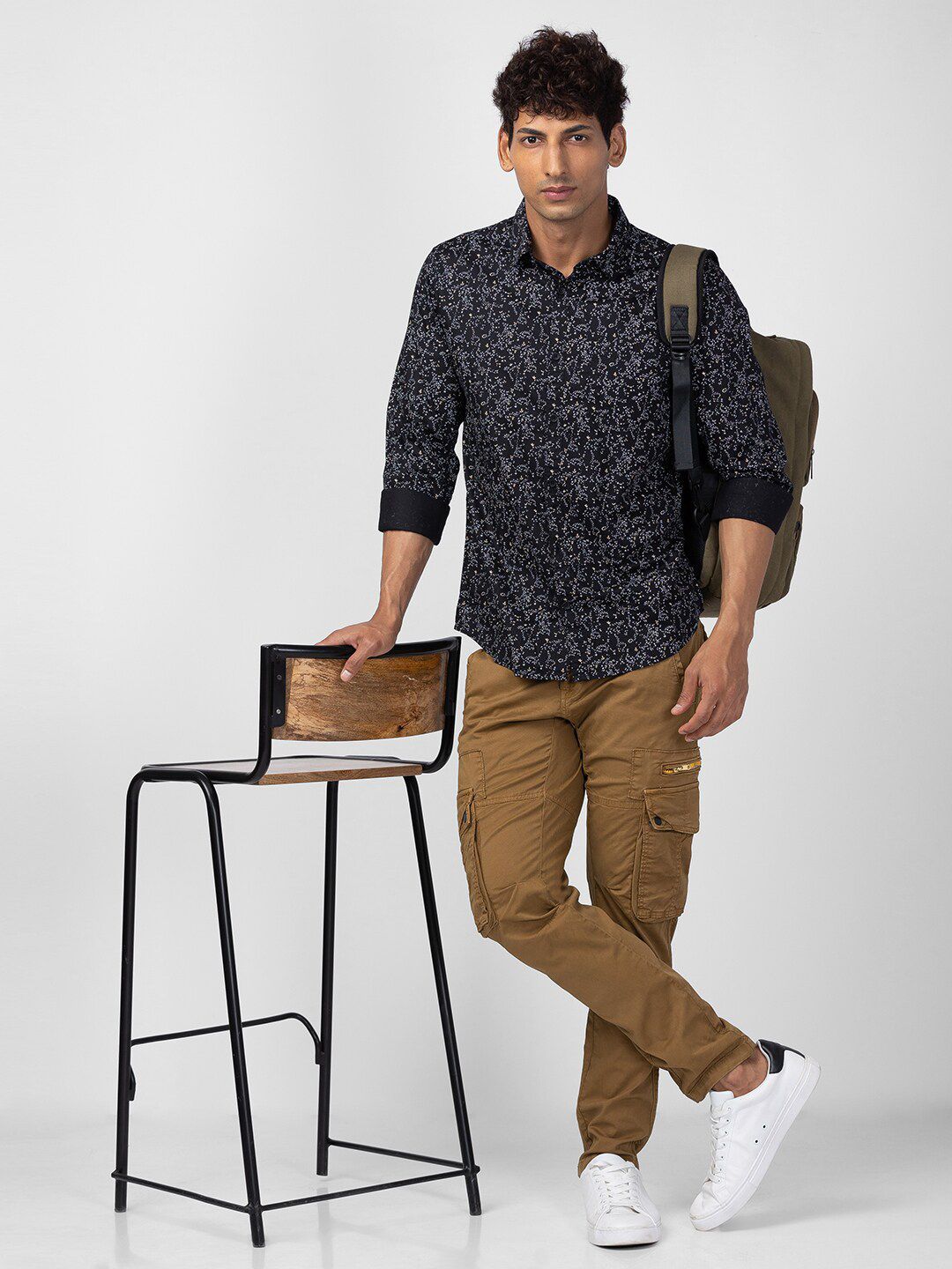 SPYKAR Men Classic Slim Fit Floral Printed Cotton Casual Shirt