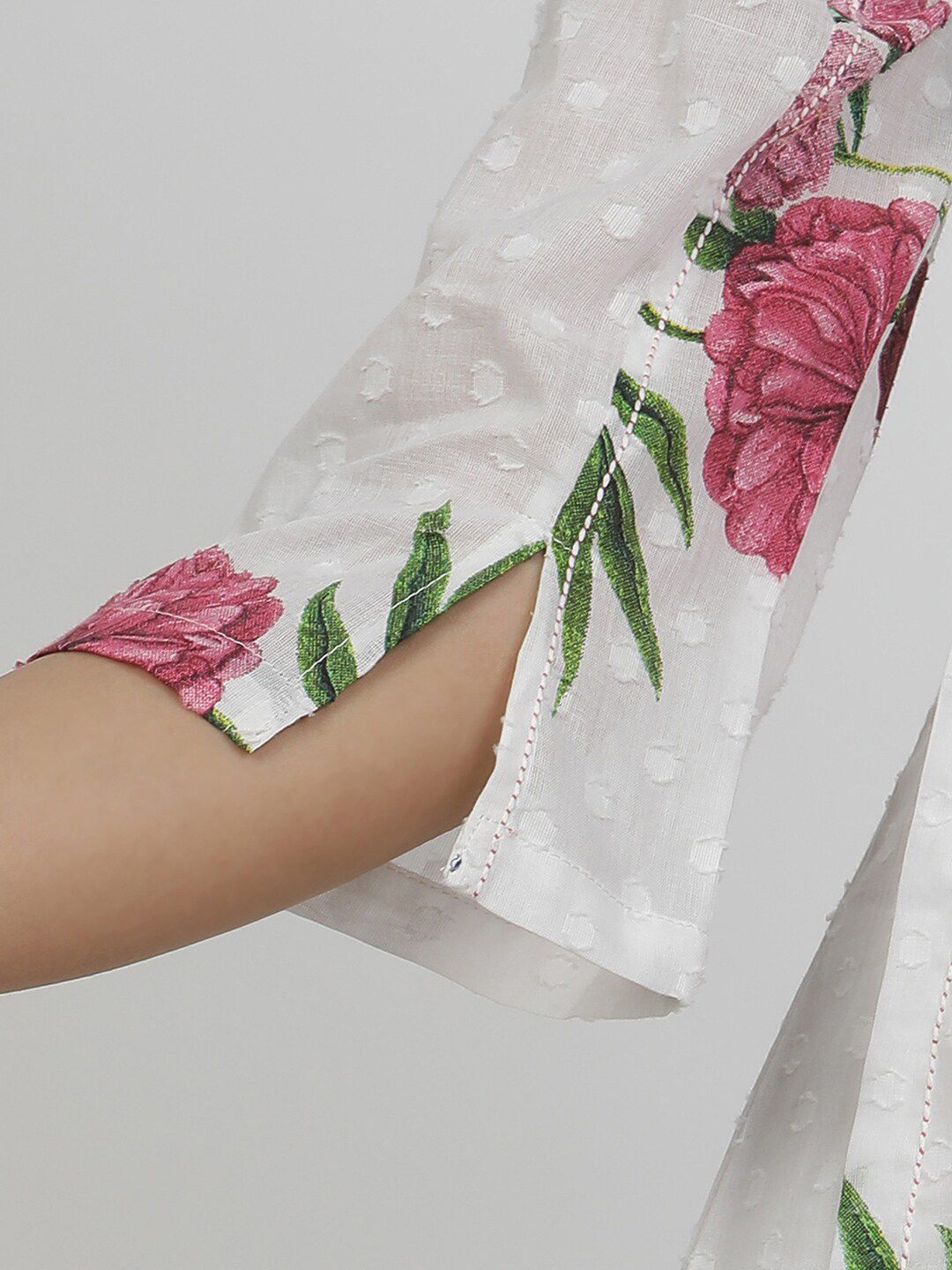 W White Floral Printed Pure Cotton Straight Kurta