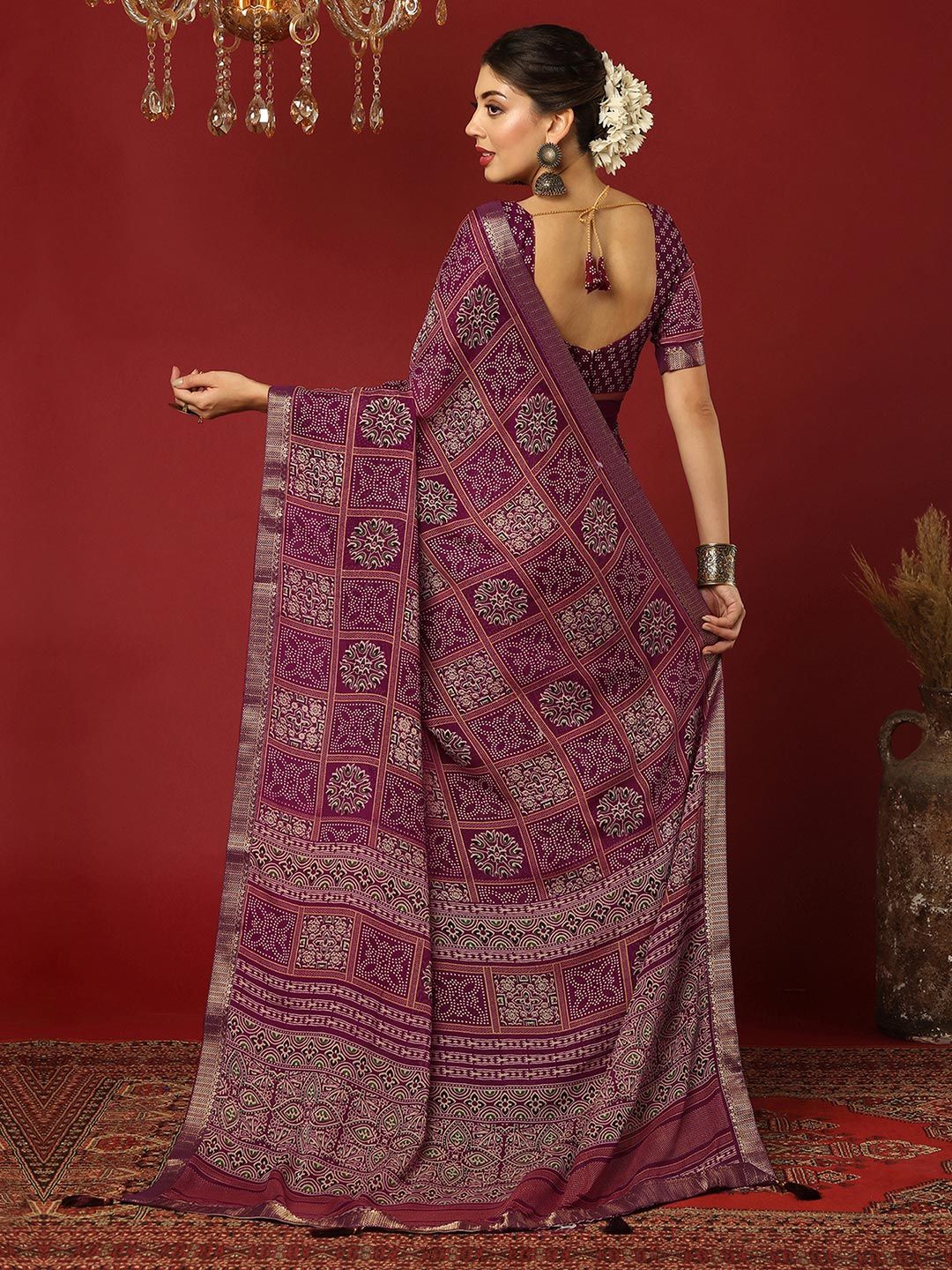 KALINI Bandhani Zari Pure Georgette Bandhani Saree