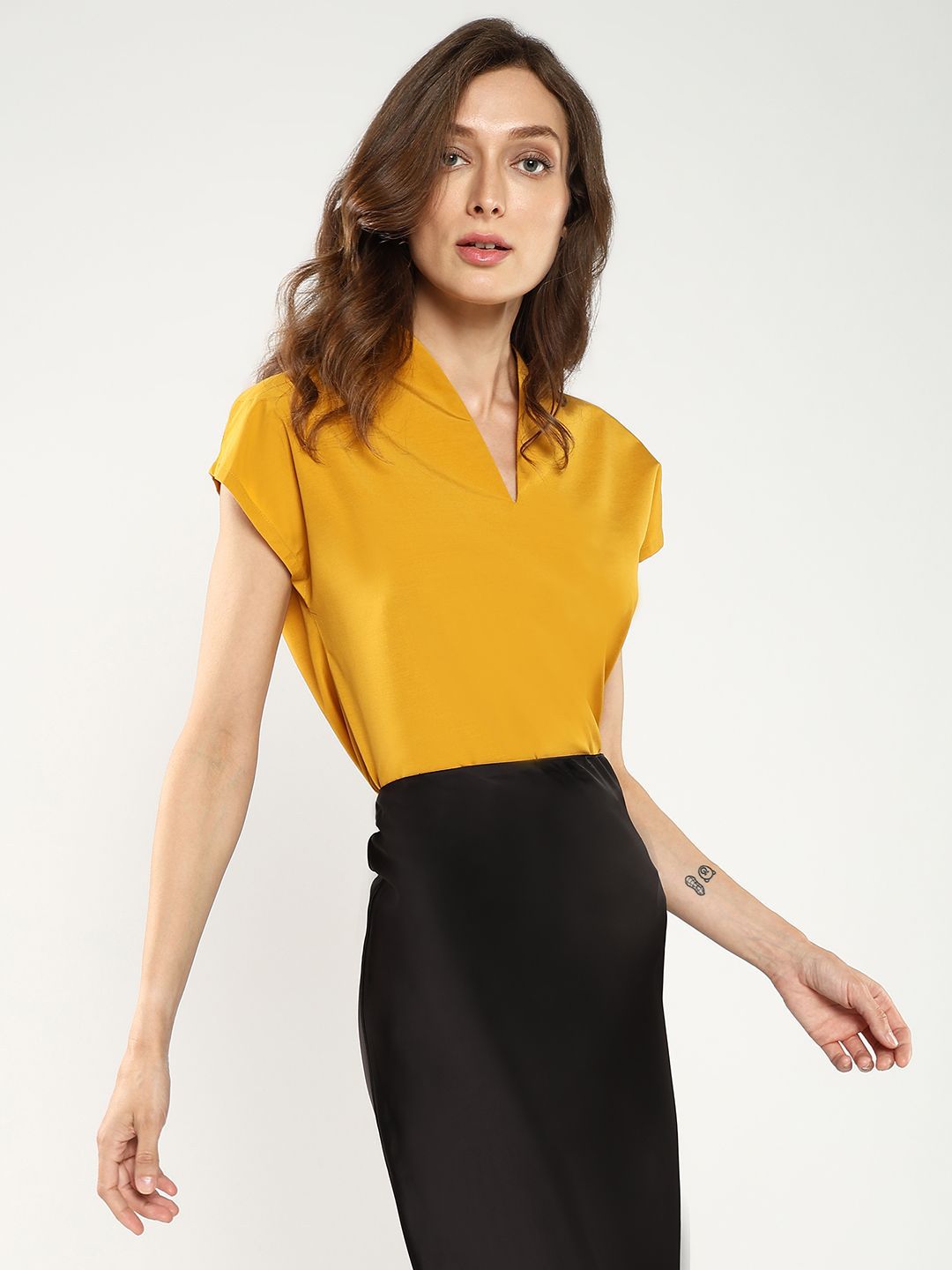 RAREISM Mandarin Collar Extended Sleeves Top
