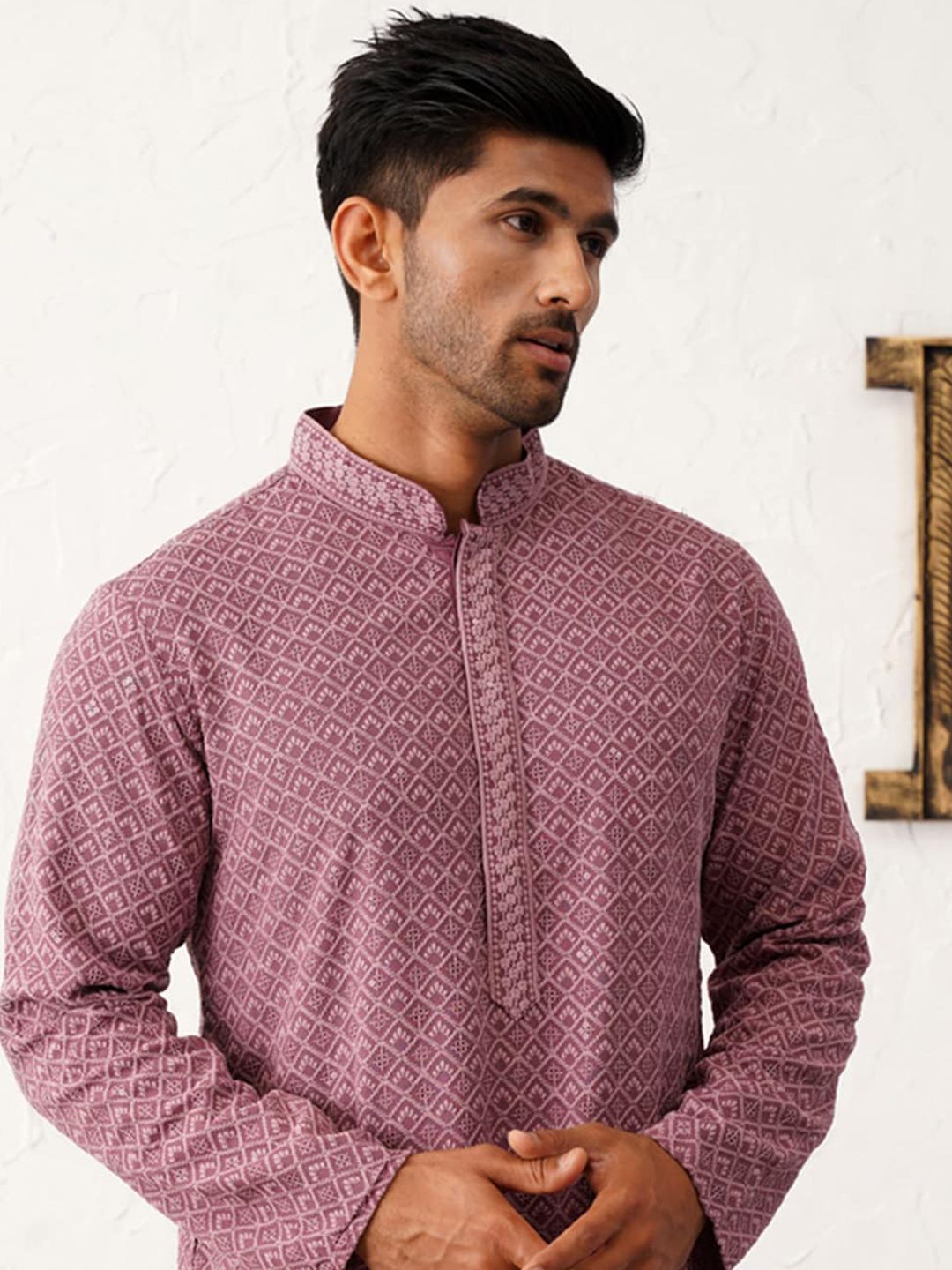 Jompers Ethnic Motifs Embroidered Sequinned Mandarin Collar Straight Kurta