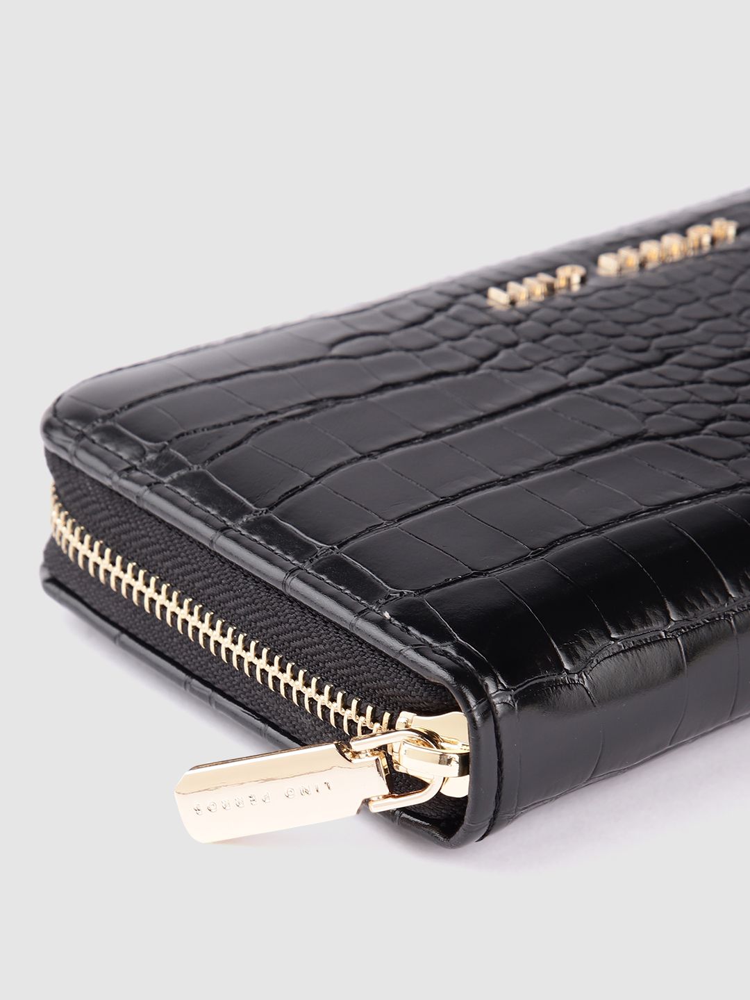 Lino Perros Women Croc Textured Zip Around Wallet