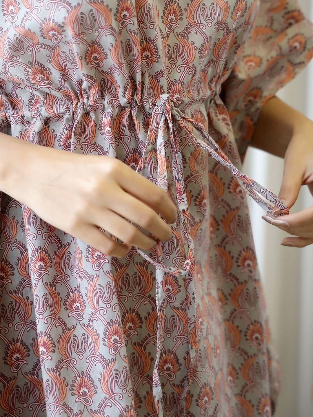 SANSKRUTIHOMES Women Grey & Pink Printed Cotton Night suit