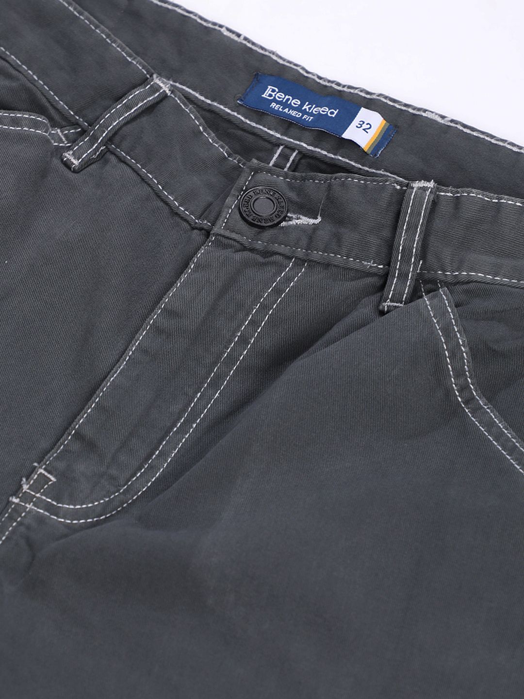 Bene Kleed Men Relaxed Pure Cotton Contrast Stitch Cargos Trousers