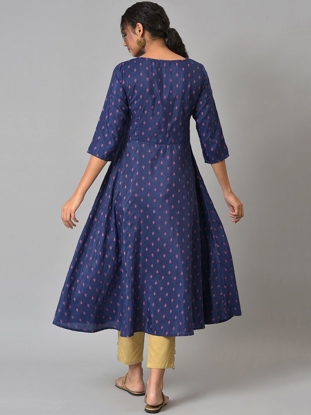 W Women Blue Ethnic Motifs Embroidered Anarkali Kurta