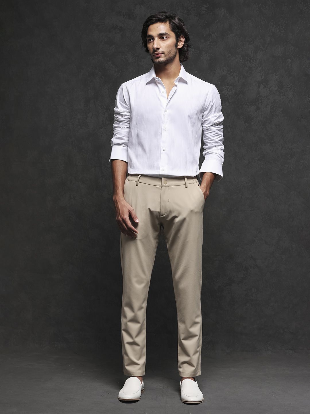 RARE RABBIT Men Cesco Striped Spread Collar Slim Fit Shirt