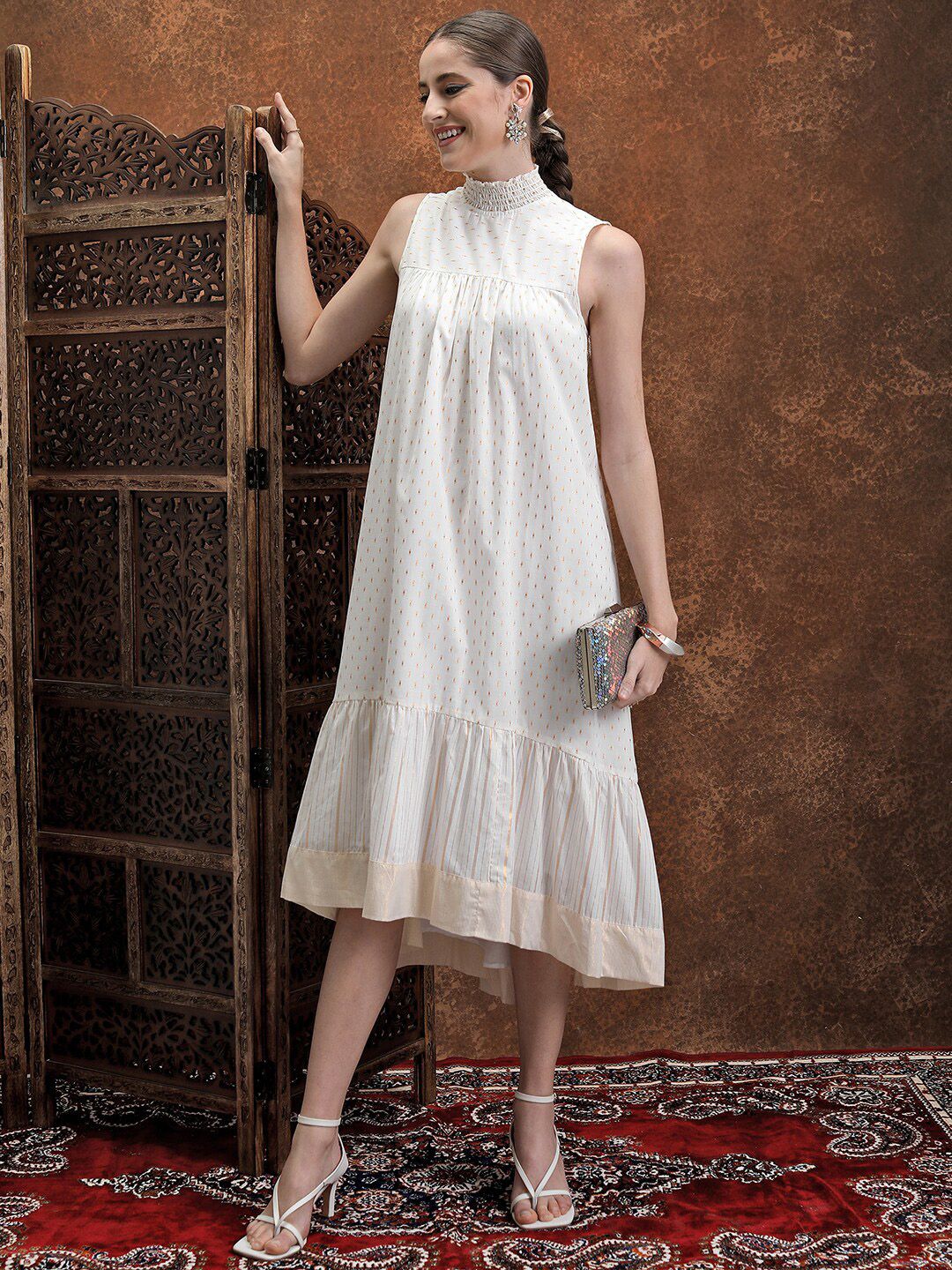 Vishudh Women Solid High Neck Ruffles A-Line Dress