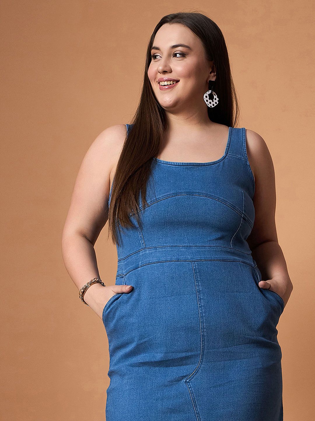 SASSAFRAS Curve Denim Sheath Midi Dress