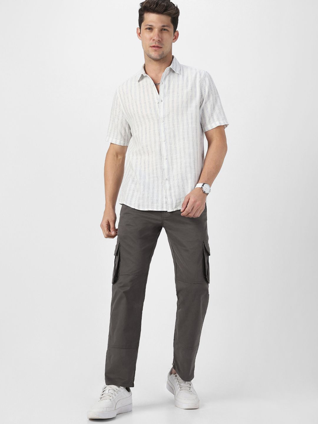 Urbano Fashion Men Mid-Rise Pure Cotton Cargo Trousers