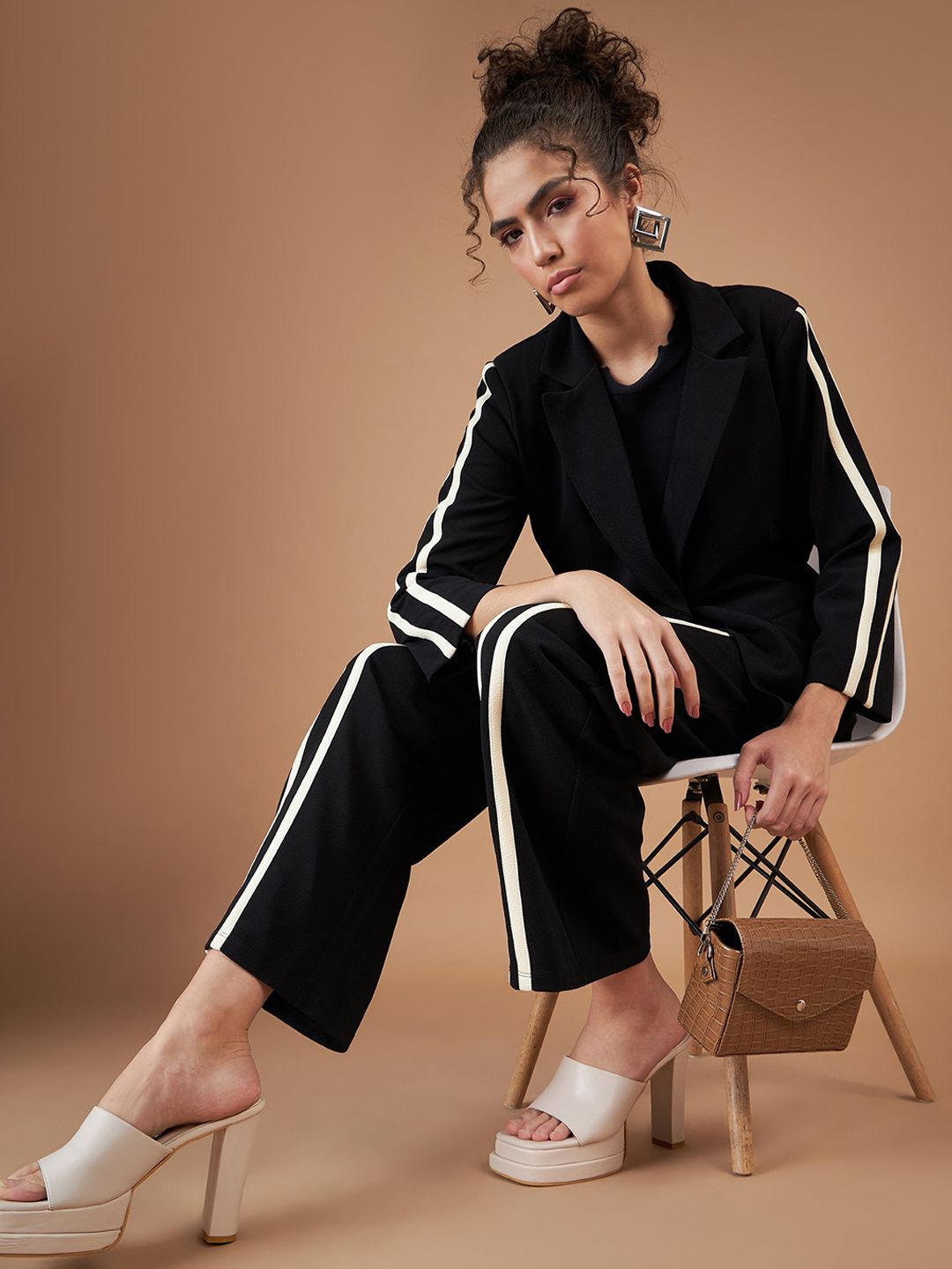 SASSAFRAS Black Notched Lapel Collar Blazer With Trousers