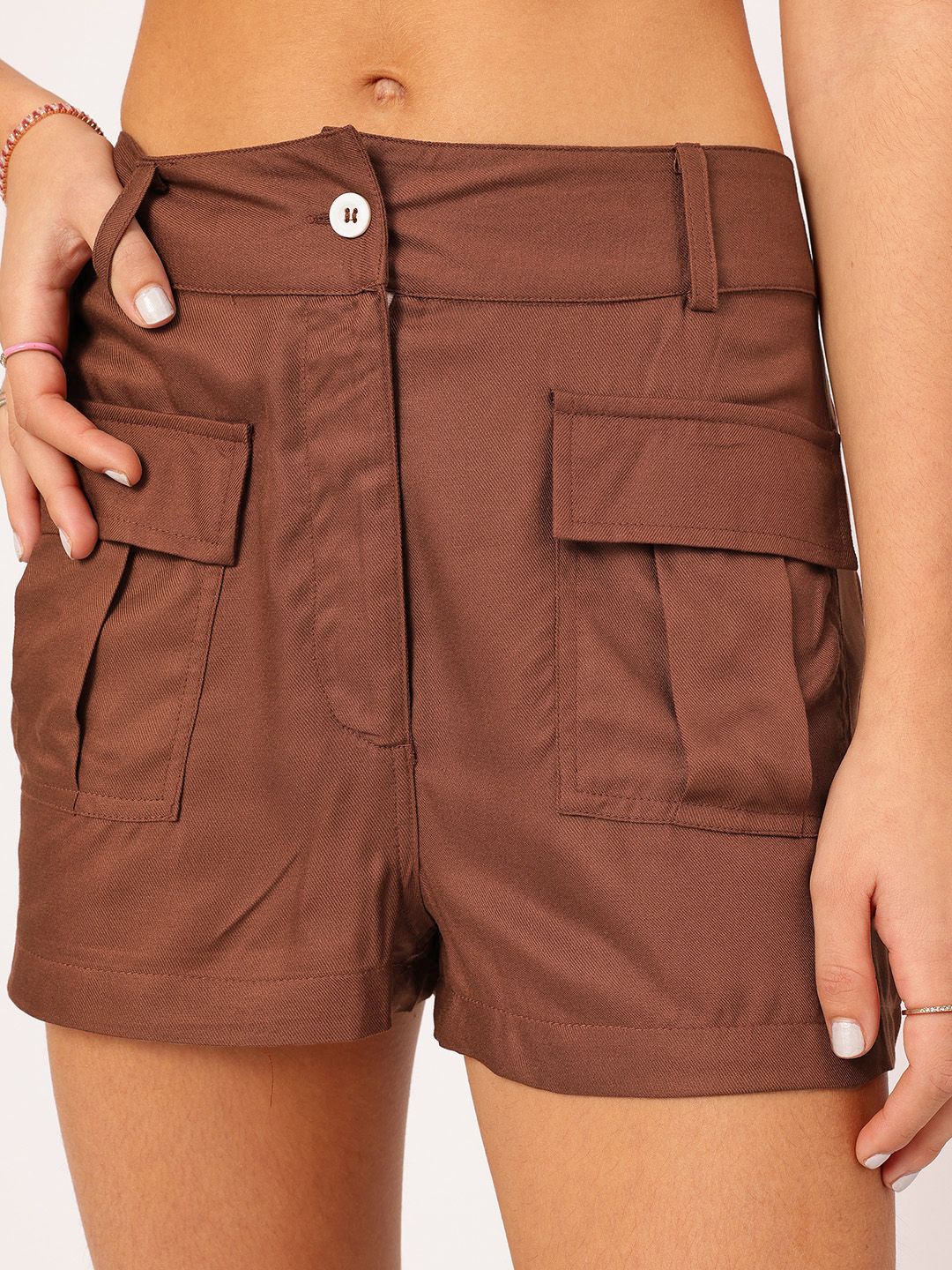 DressBerry Women Utility Cargo-Style Shorts