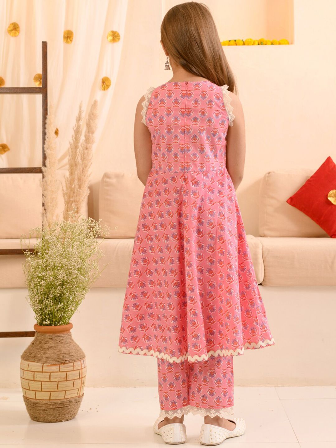 pspeaches Girls Ethnic Motifs Printed Pure Cotton Kurta With Trousers & With Dupatta