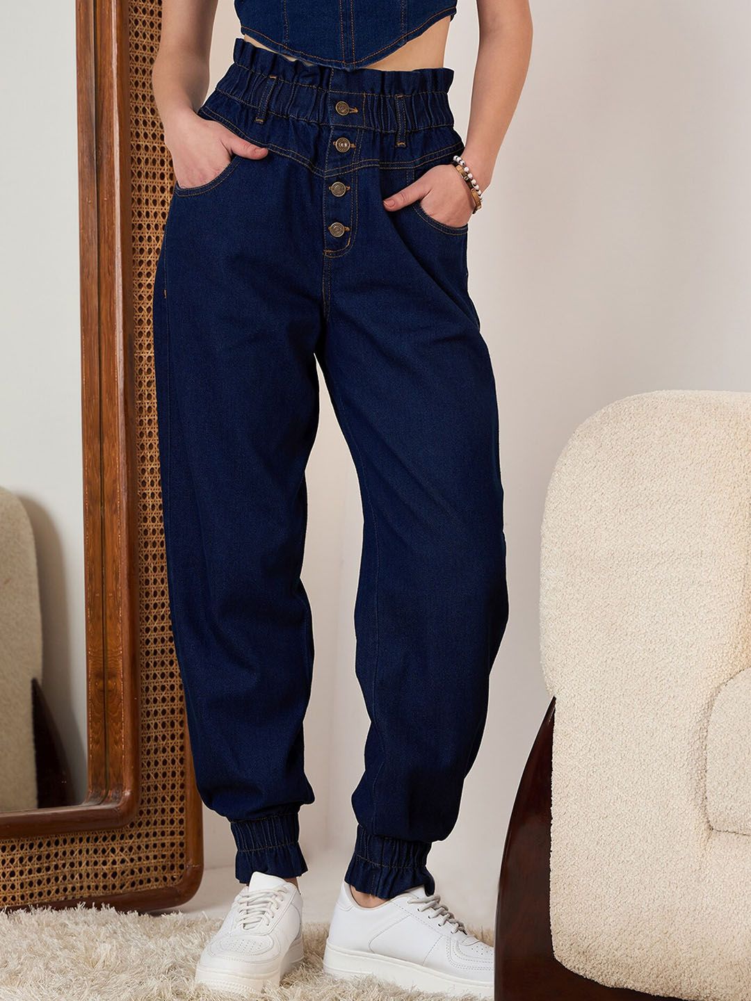 Berrylush Women Jogger High-Rise Slash Knee Jeans