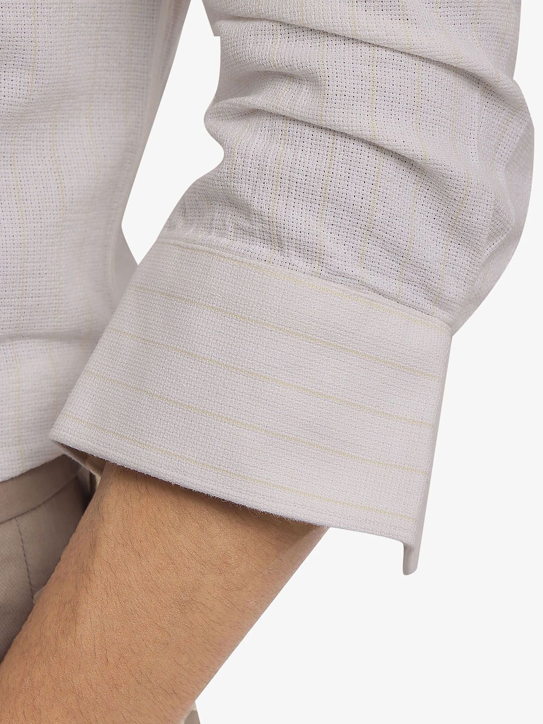 RARE RABBIT Men Comfort Spread Collar Textured Casual Shirt