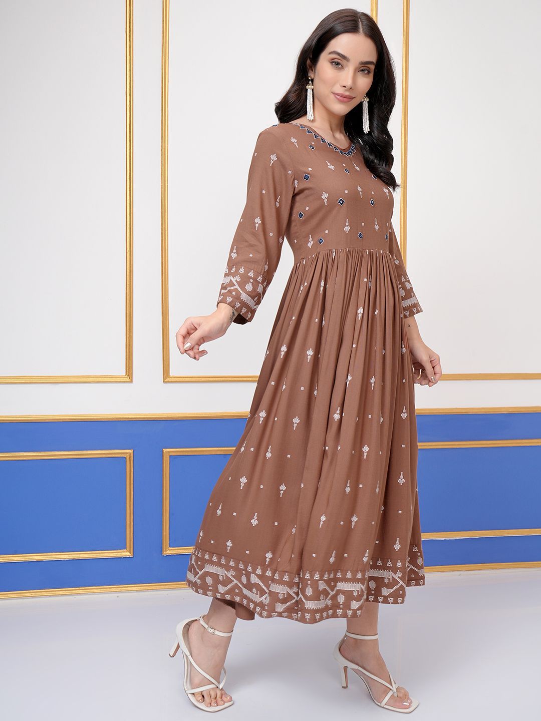 Vishudh Women V-Neck Embroidered Maxi Dress