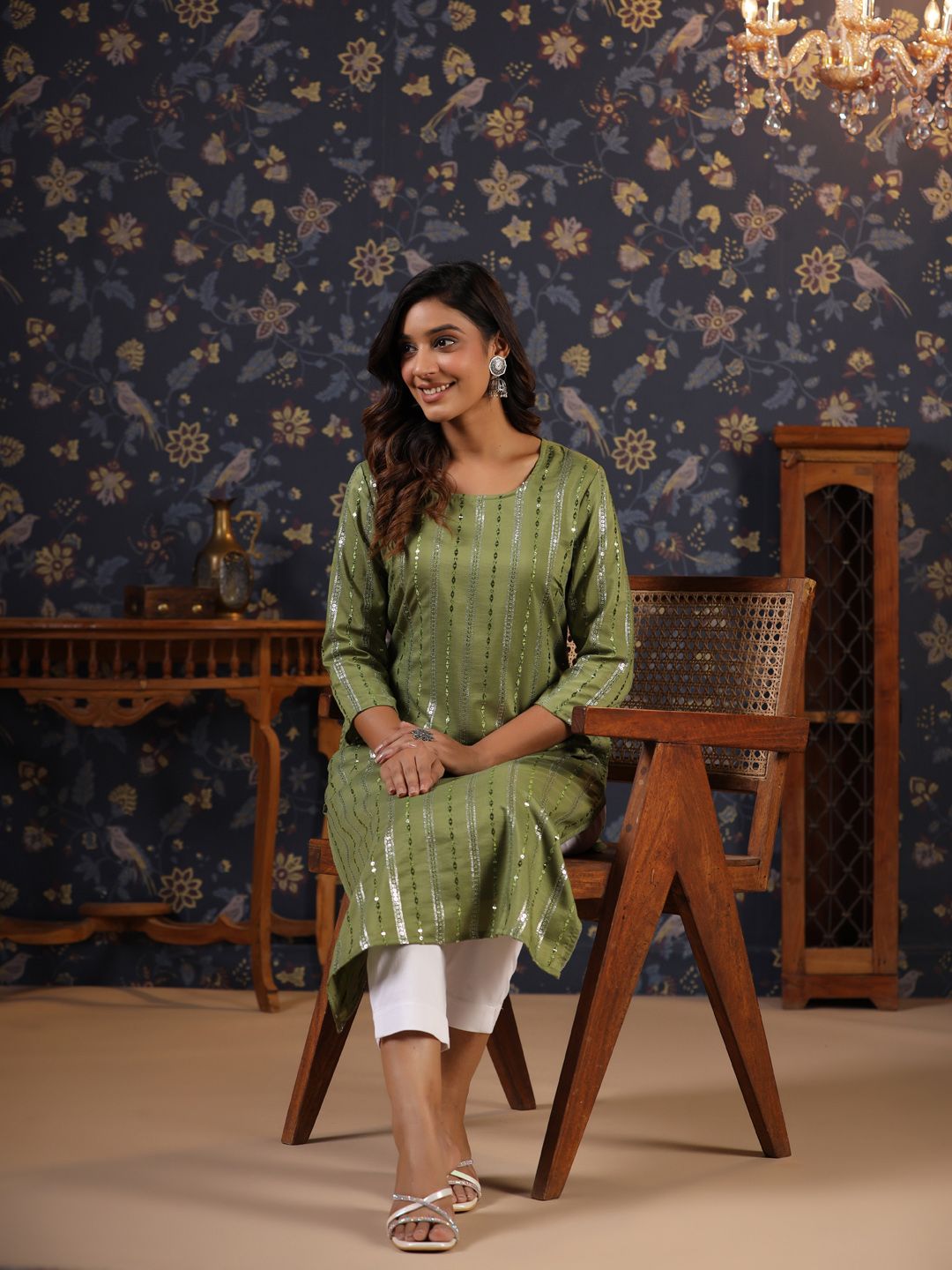 House of Pataudi Ethnic Motifs Embroidered Sequinned Jashn Kurta