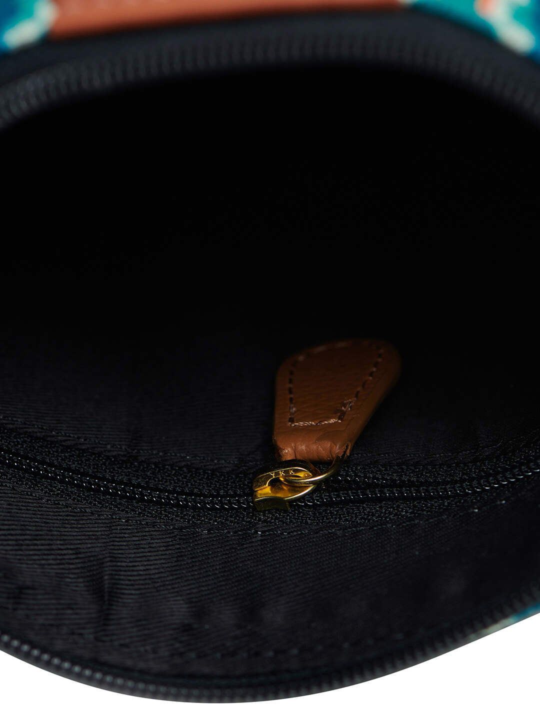 TEAL BY CHUMBAK Women Owl Printed Sling Bag