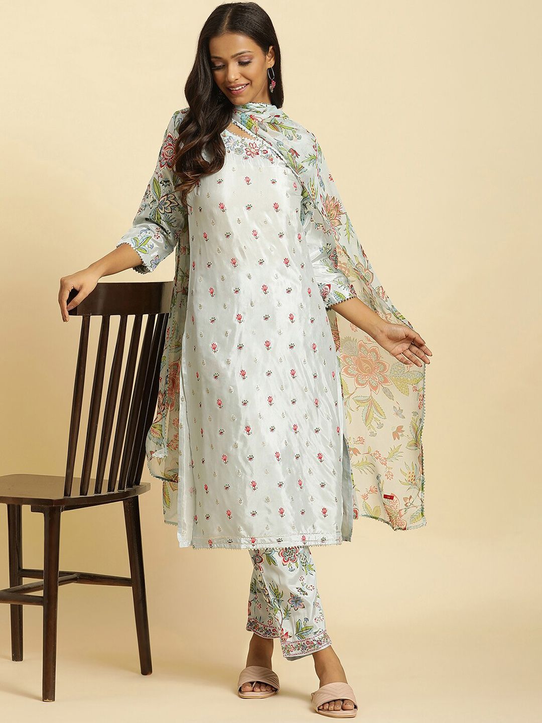W Floral Printed Gotta Patti Straight Kurta With Trousers & Dupatta