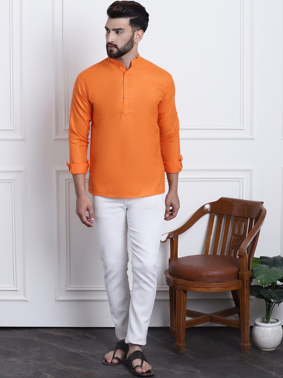 SOJANYA Mandarin Collar Roll Up Sleeves Kurta