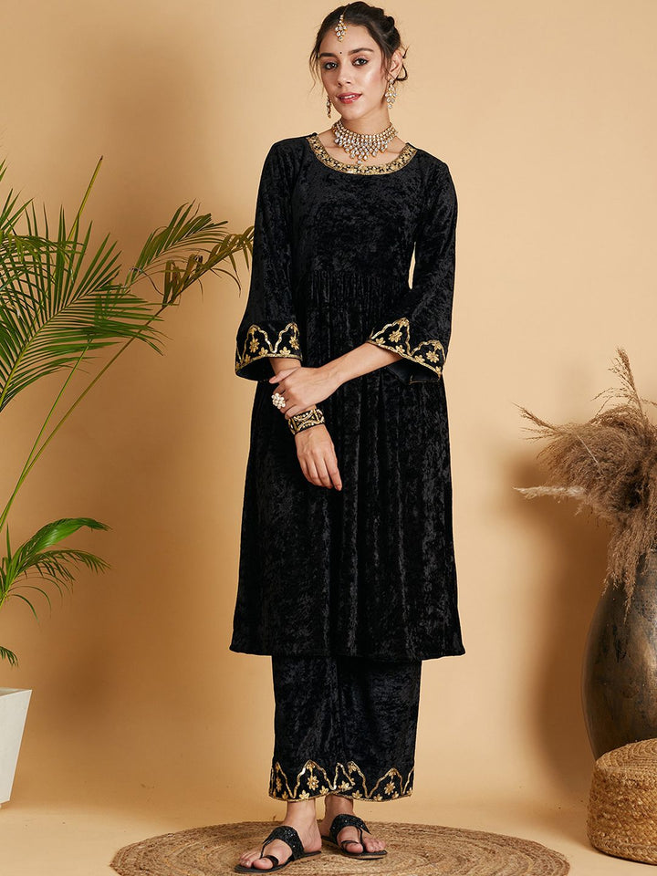 Shae by SASSAFRAS Black Empire Gotta Patti Velvet Kurta with Palazzos