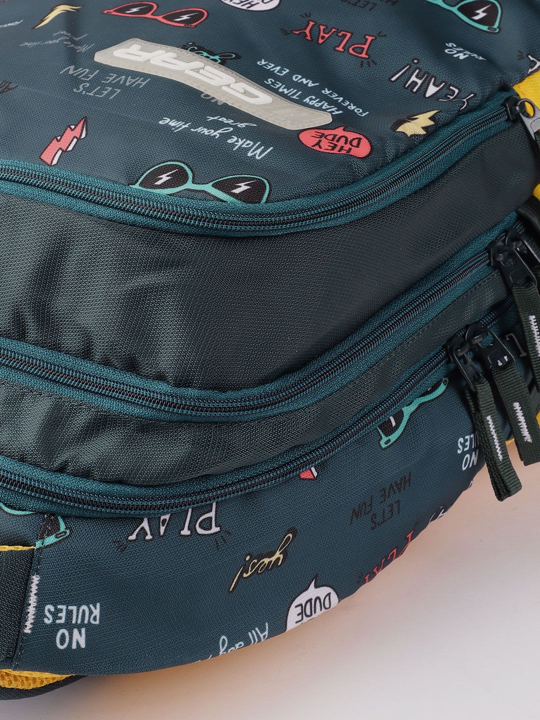 Gear Kids Colourblocked & Printed Backpack- 21.5 L