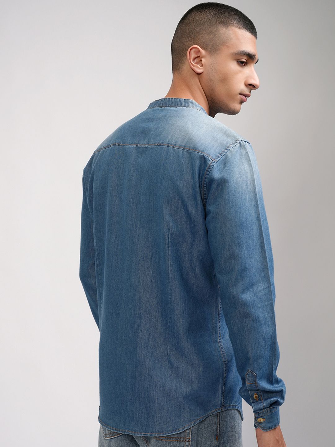 HIGHLANDER Men Blue Slim Fit Casual Shirt