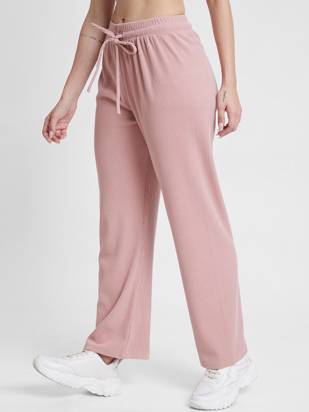 SPYKAR Women Straight-Fit Mid Rise Track Pant