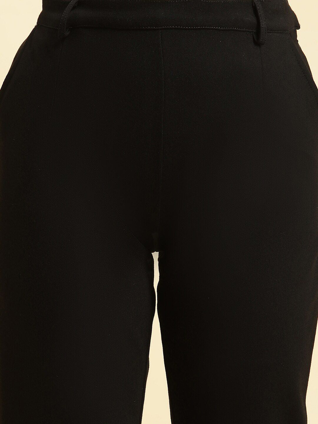 W Women Slim Fit Mid-Rise Plain Cropped Trousers