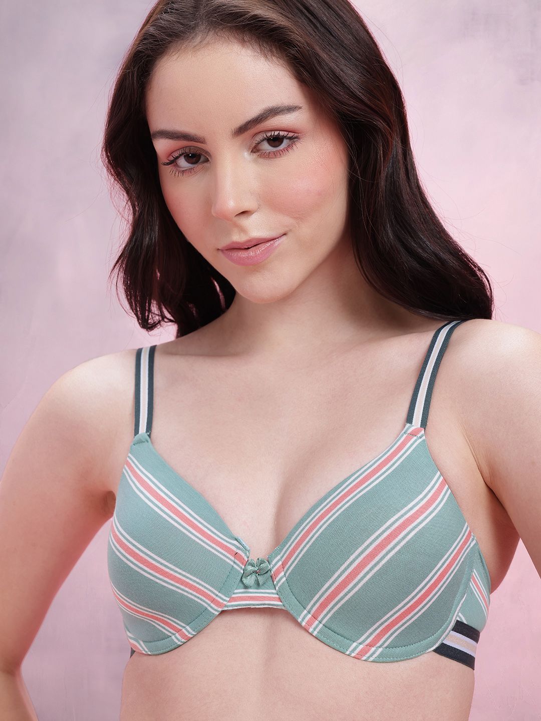 DressBerry Bra Medium Coverage Lightly Padded