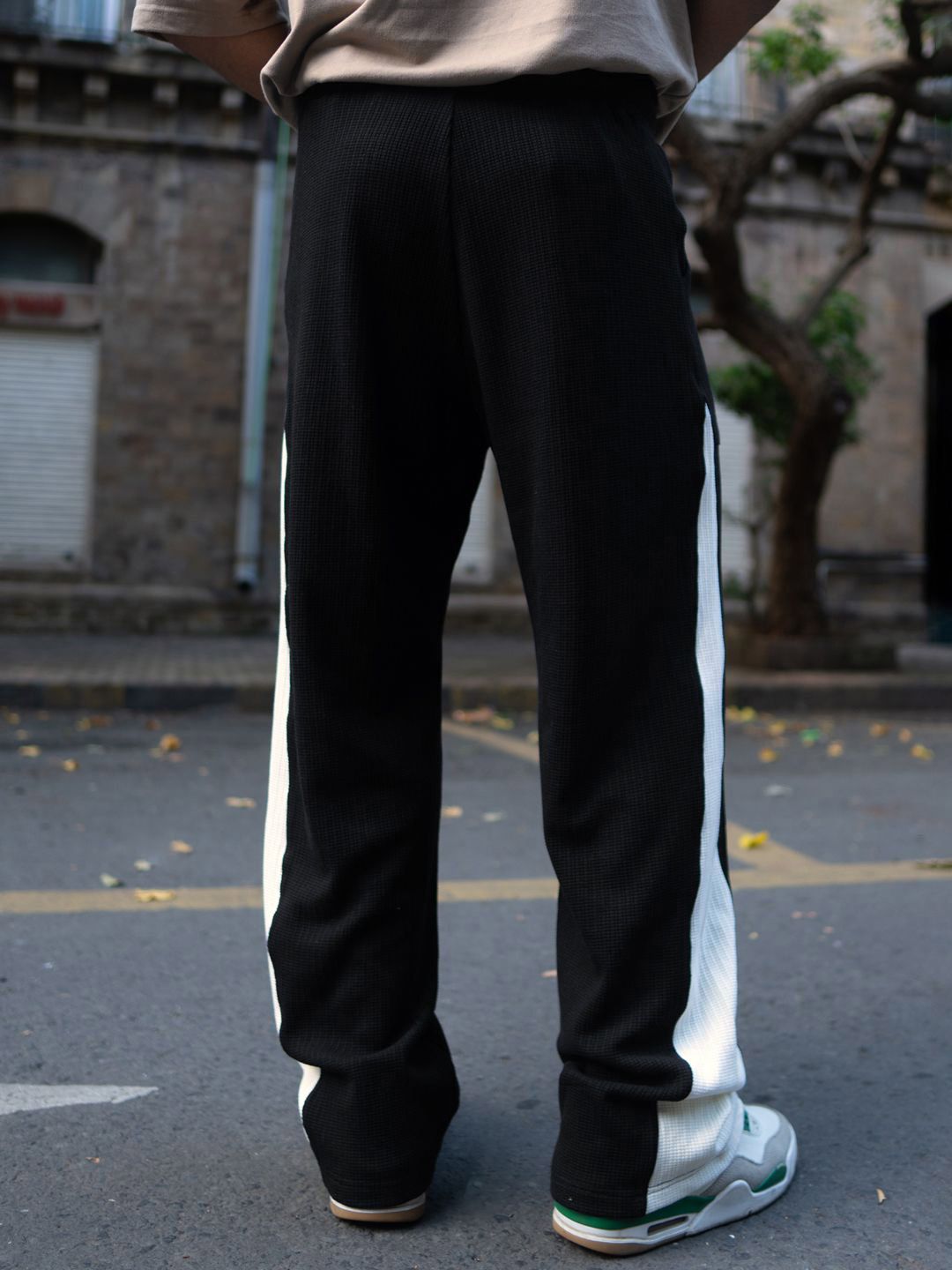 Powerlook Men Mid Rise Baggy Fit Track Pant