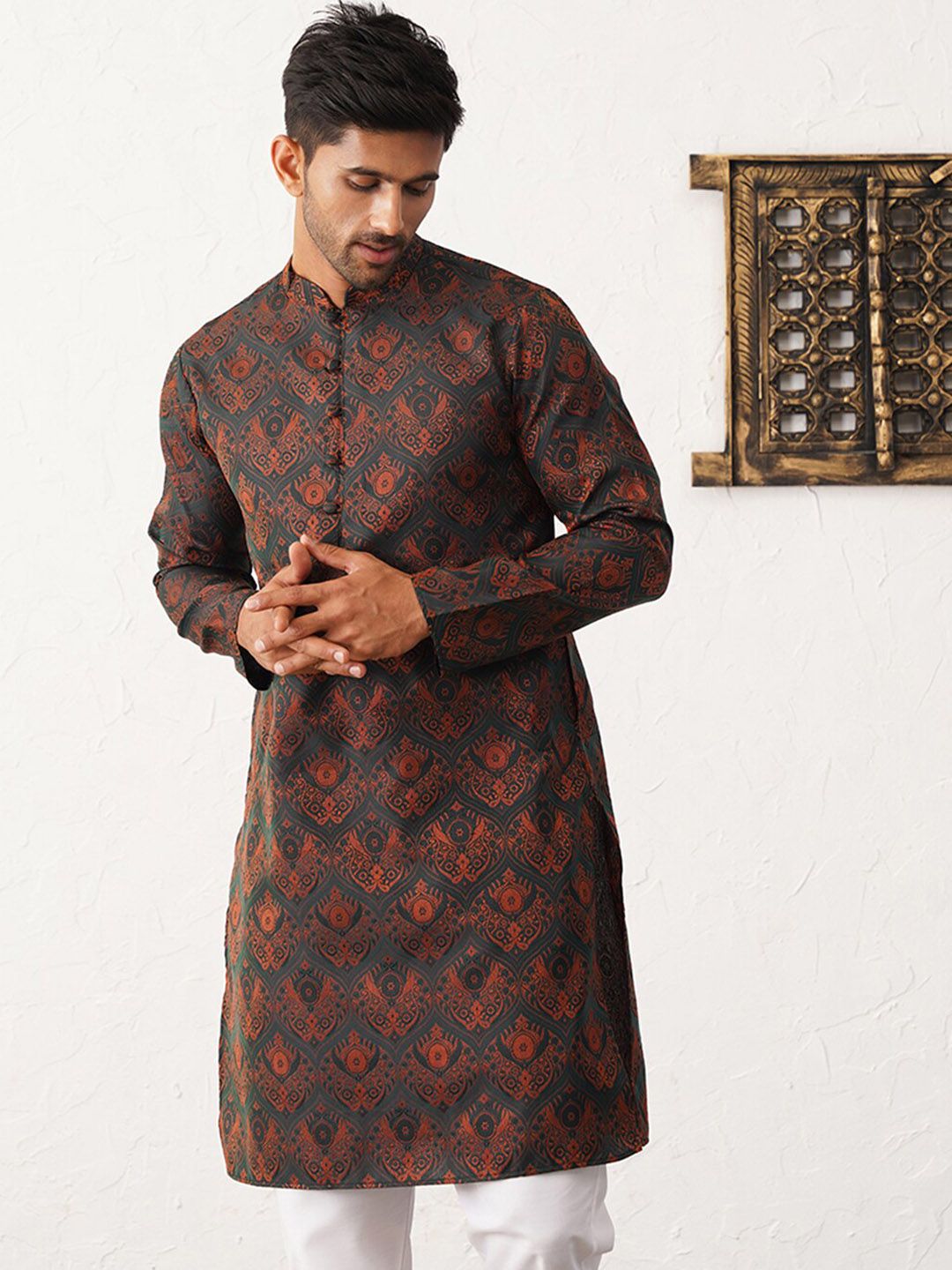 Jompers Ethnic Motifs Printed Mandarin Collar Silk & Cotton Straight Kurta