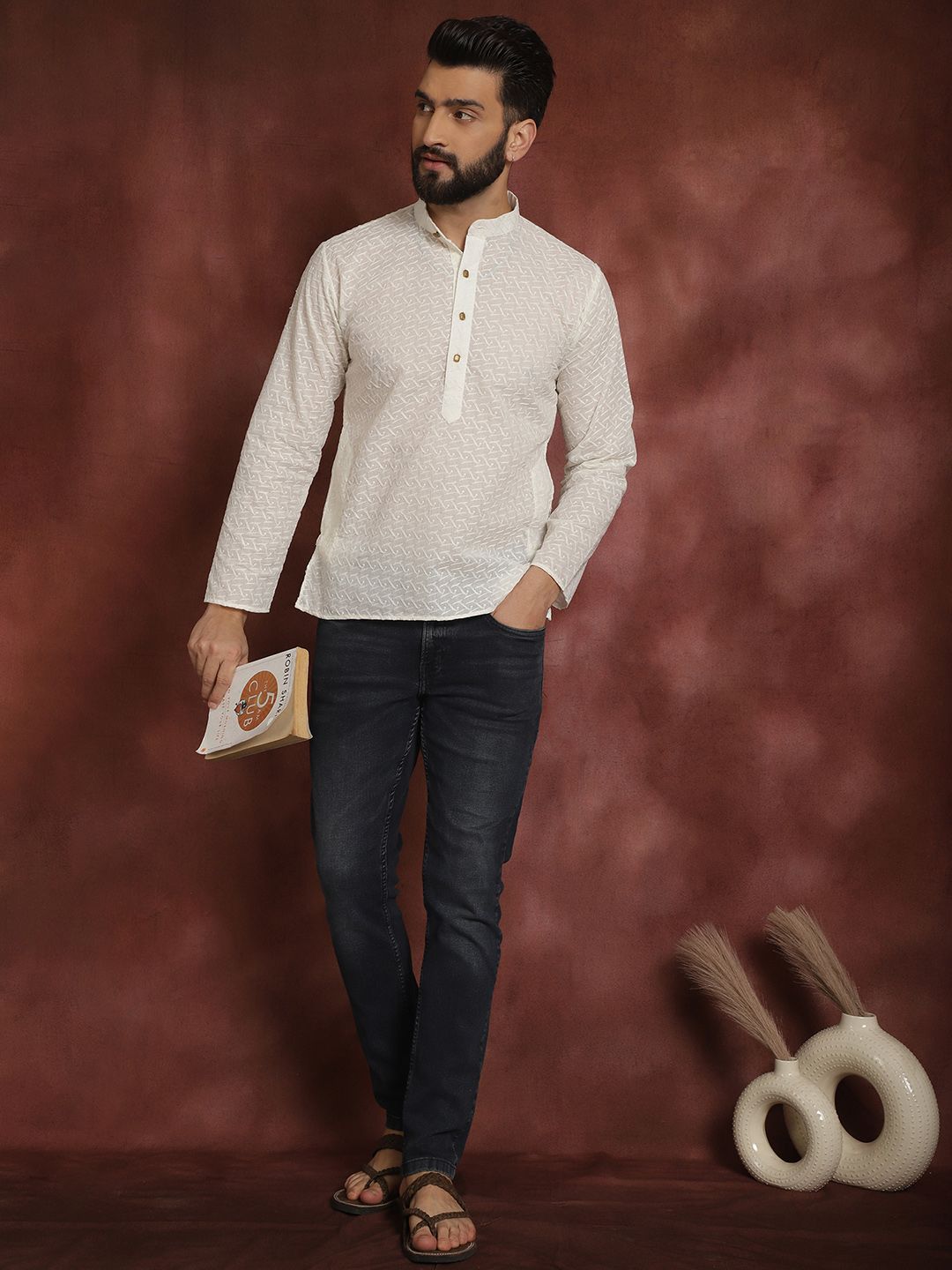 SOJANYA Ethnic Motifs Chikankari Embroidered Mandarin Collar Pure Cotton Kurta
