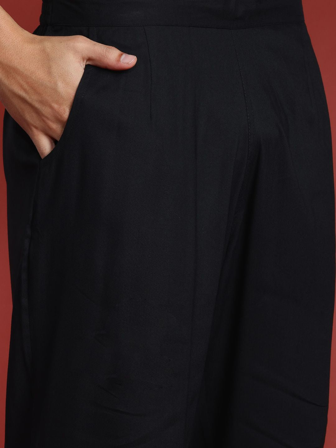 Anouk Gathered Detail Kurta Set