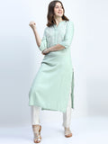 Vishudh Women Green Floral Embroidered Kurta