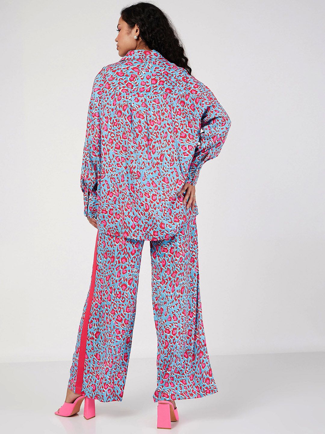 SASSAFRAS Abstract Printed Shirt With Trousers