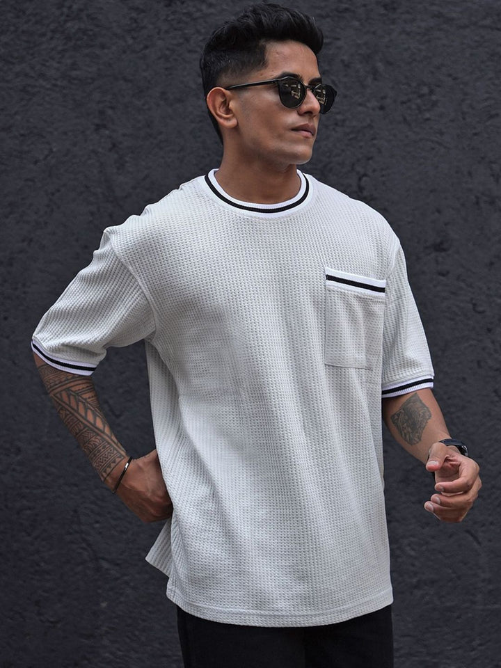 Powerlook Men Pockets Round Neck Solid Oversized T-shirt