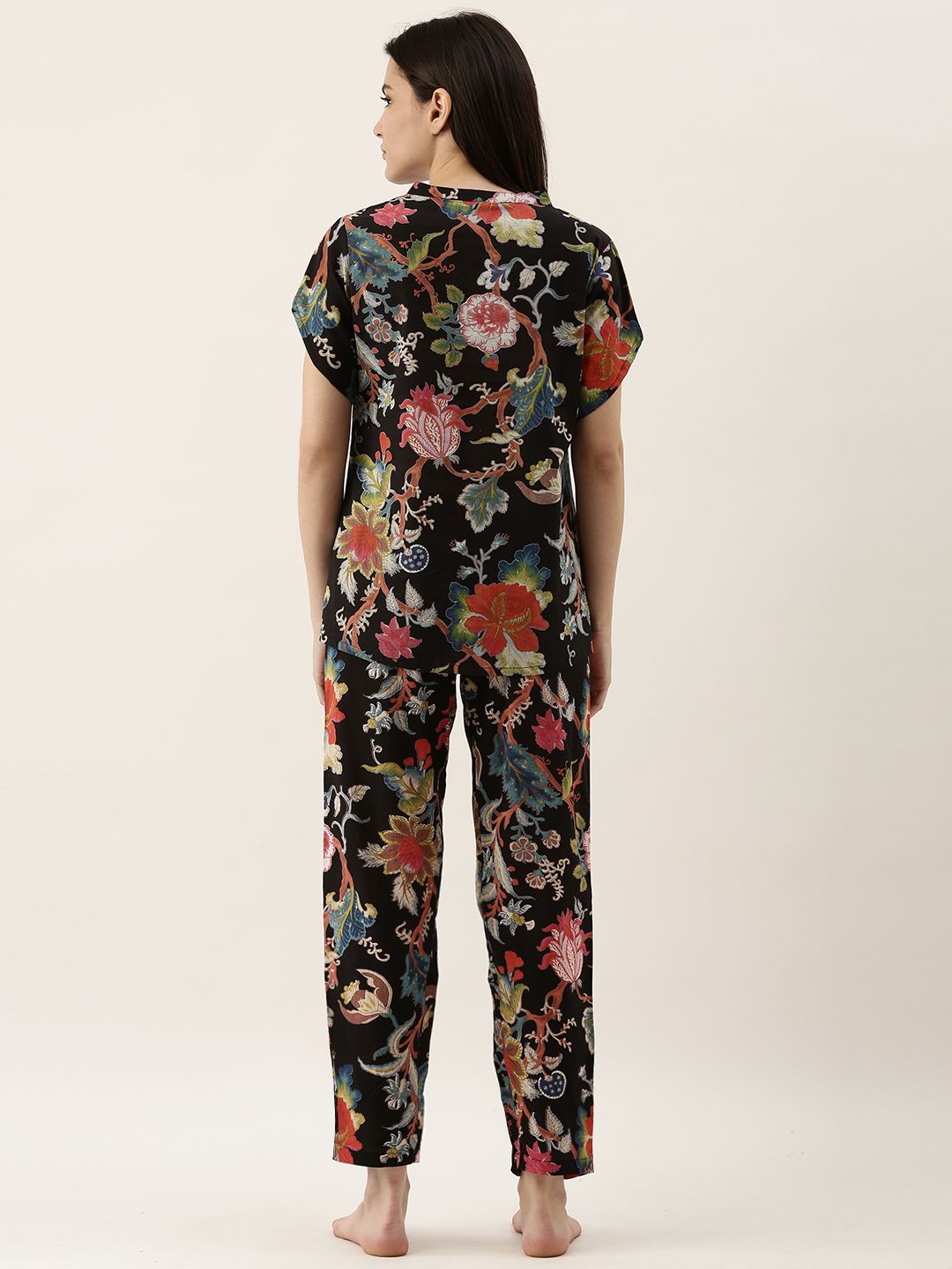 SANSKRUTIHOMES Women Black & Pink Printed Night suit