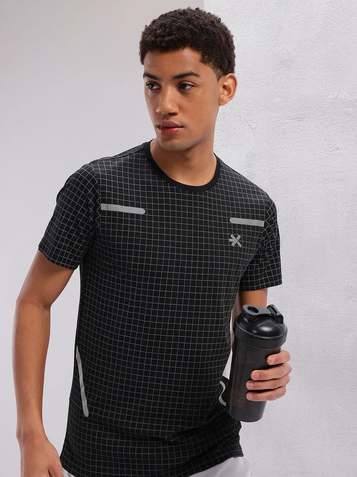 HRX by Hrithik Roshan Men Checked Rapid-Dry Running T-shirt