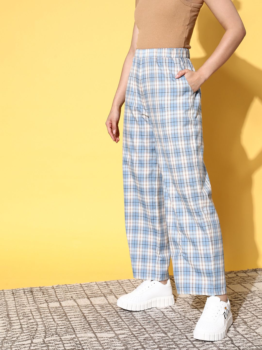 Berrylush Women Checked Relaxed High-Rise Trousers