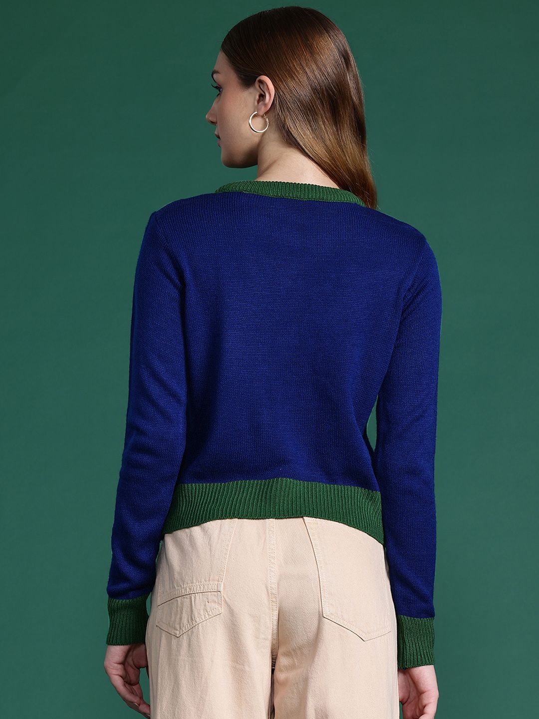 DressBerry Acrylic Applique Detail Pullover