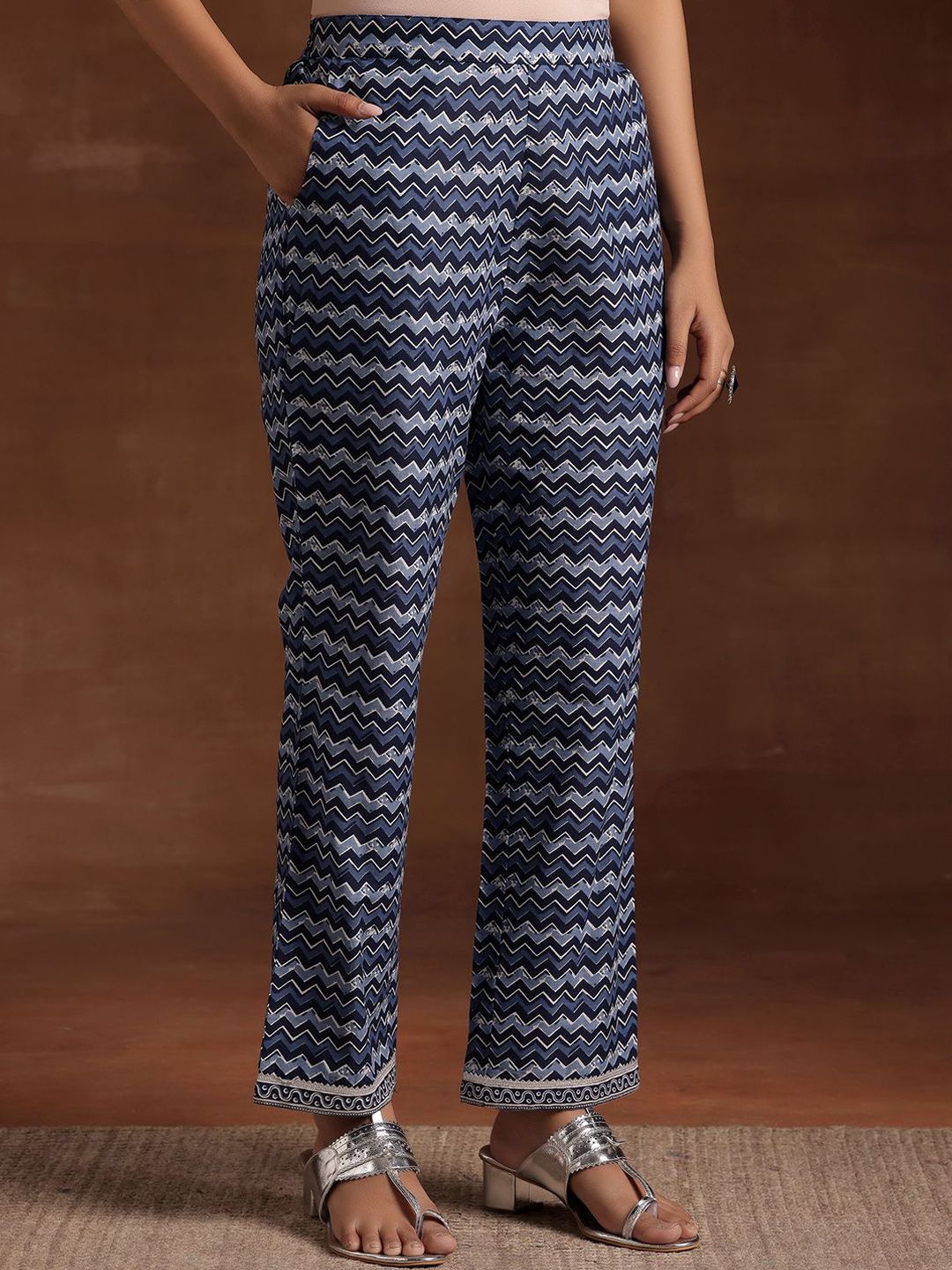 Libas Printed Regular Gotta Patti Pure Cotton Straight Kurta with Trousers & Dupatta