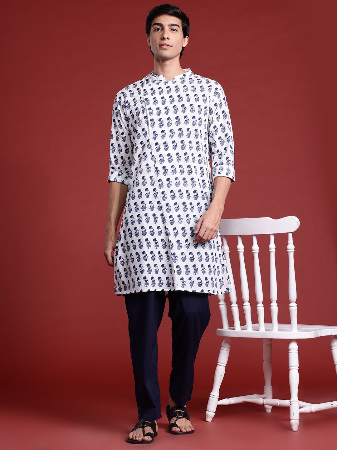 Anouk Men Floral Printed Regular Kurta with Trousers