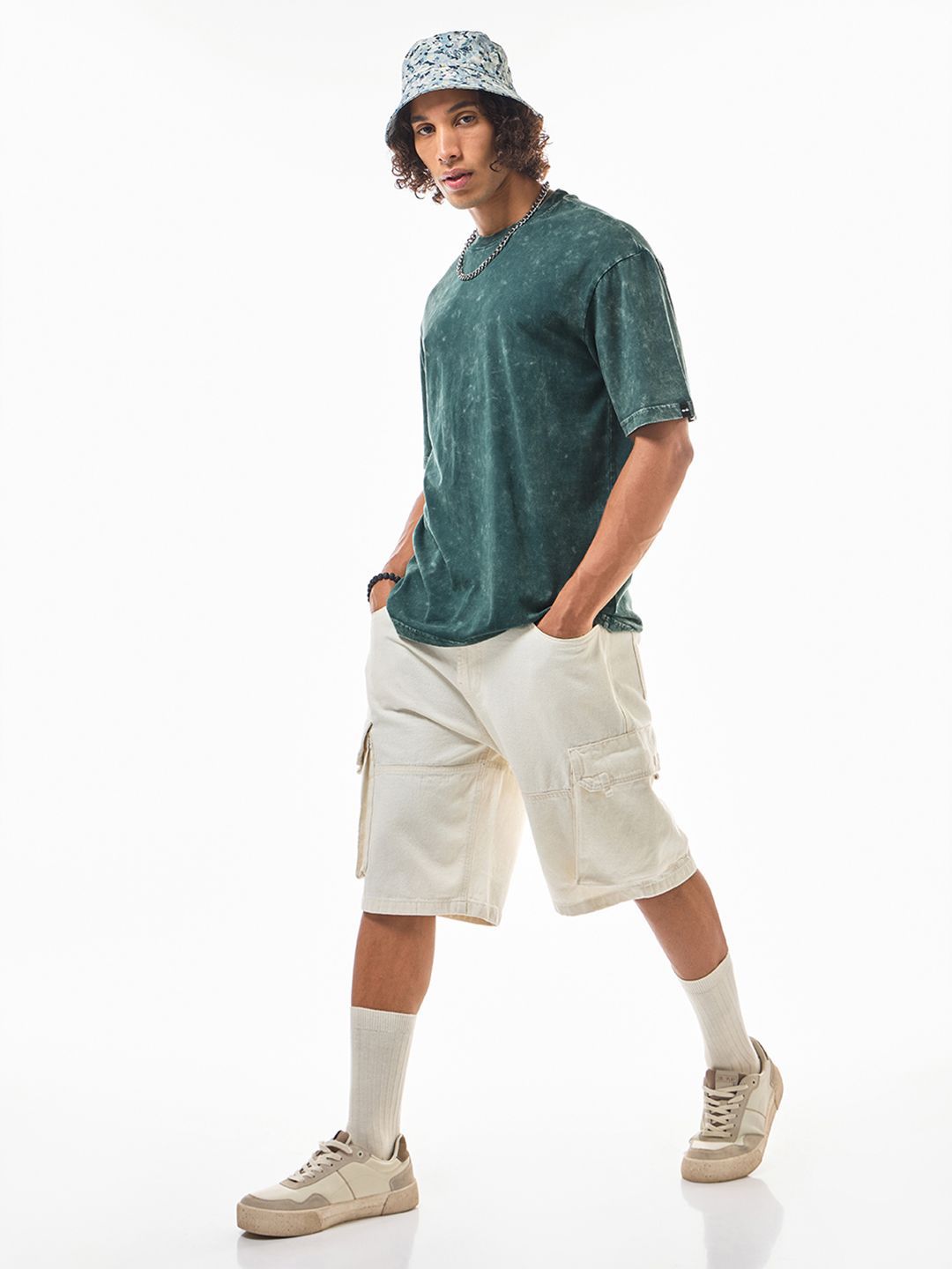 Bewakoof Men Green Oversized Acid Wash T-shirt