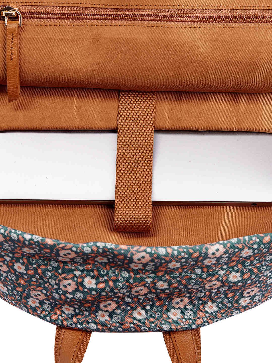 TEAL BY CHUMBAK Women Printed Light Weight Medium Back Pack