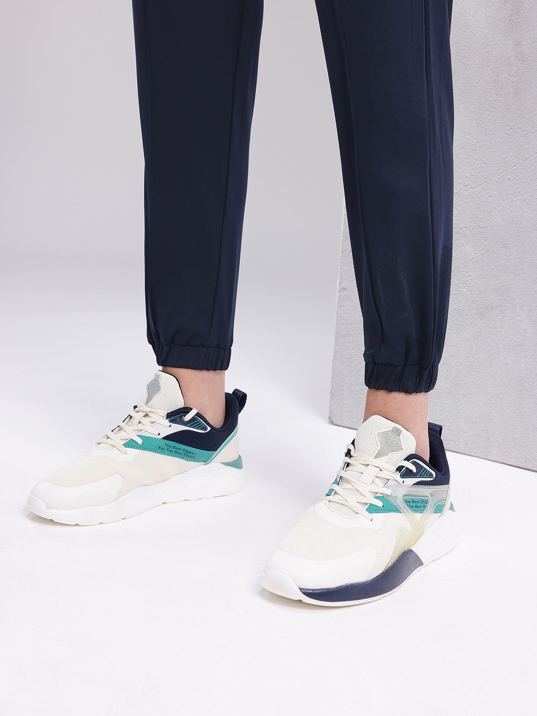 HRX by Hrithik Roshan Women Front Seam Mid-Rise Rapid-Dry Training Joggers