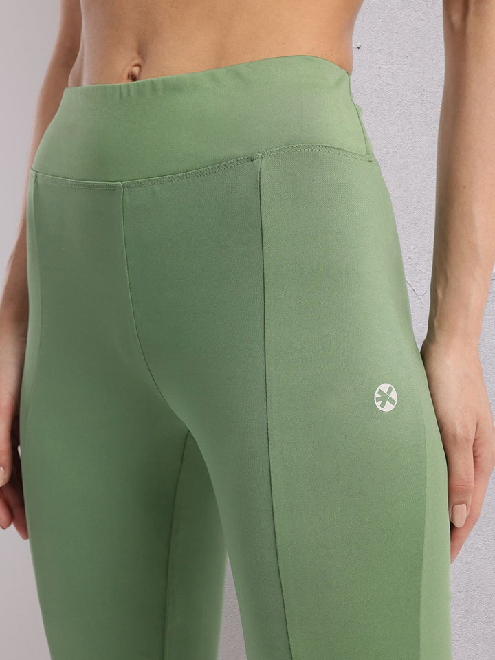 HRX by Hrithik Roshan Solid Yoga Tracksuit with Slit Detail