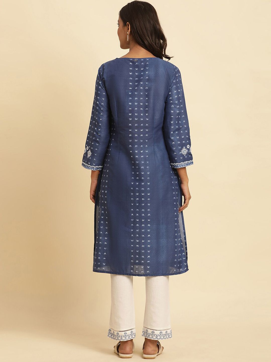 W Ethnic Motifs Embroidered Thread Work Pure Cotton Straight Kurta